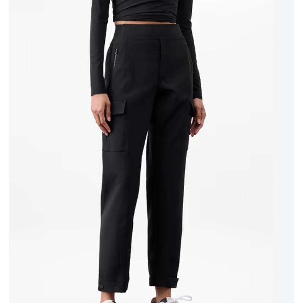 Athleta Endless High Rise Cargo Black Utility Pants Tapered Snap Cuff 4P Petite